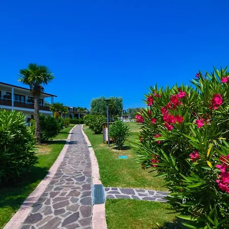 سان سيفينو الفندقية بخدمة ذاتية 3*